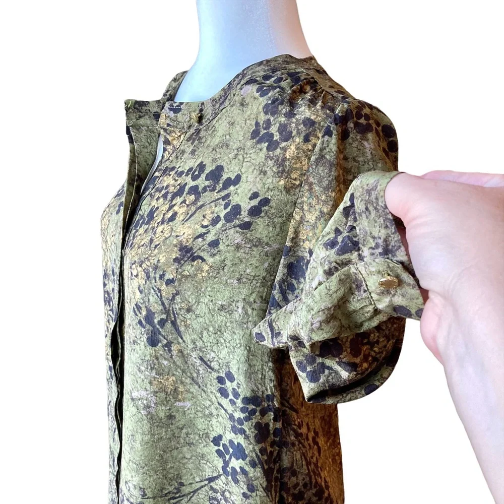 Banana Republic Women’s silk olive green quarter length sleeve blouse - S - Picture 3 of 12